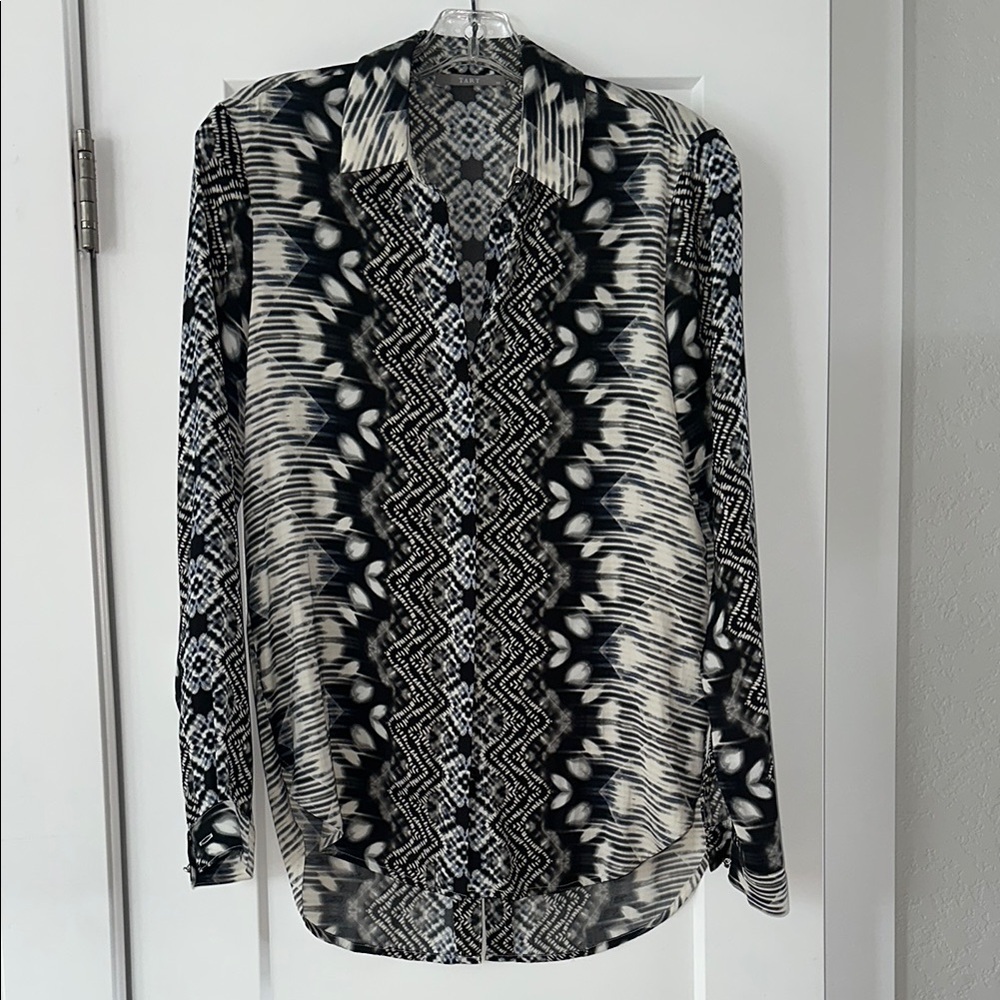 Tart black cream and blue silky patterned blouse - XS